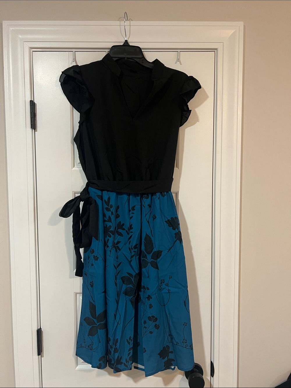 SHEIN Black & Teal Floral dress